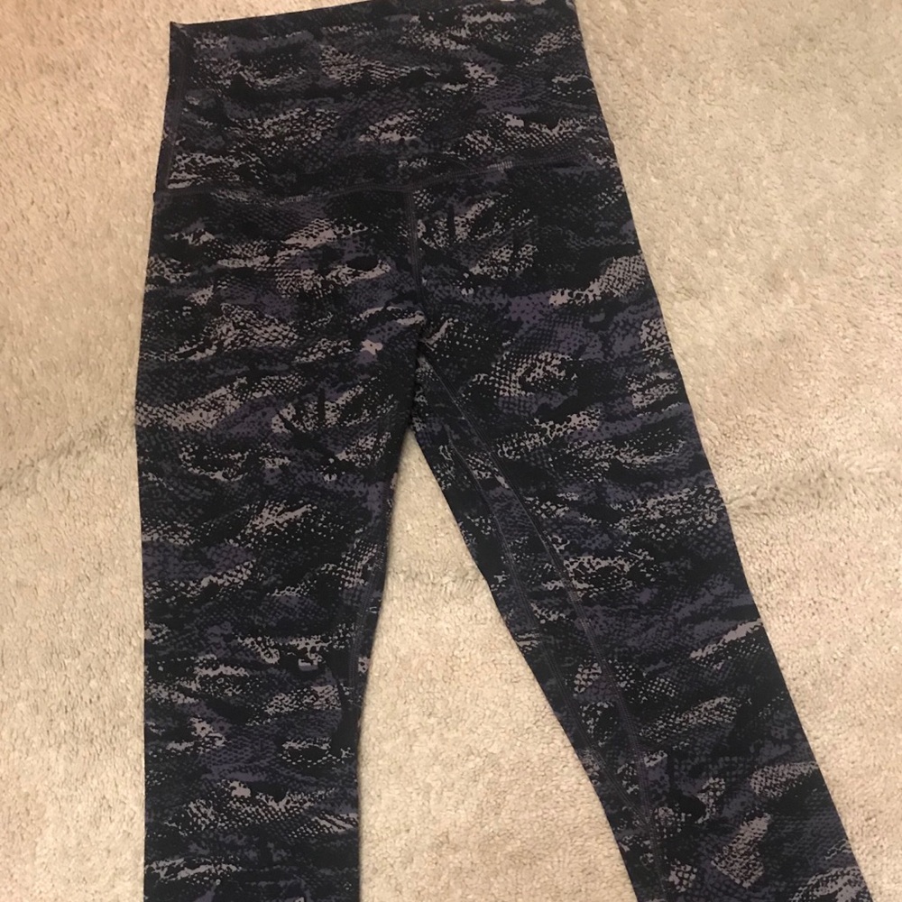 EUC Lululemon Align Full length pant, size 4